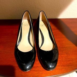 JOAN & DAVID black heels